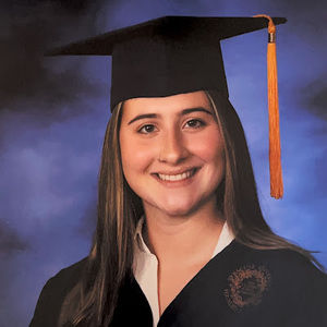 Meet your Posher, Emanuela